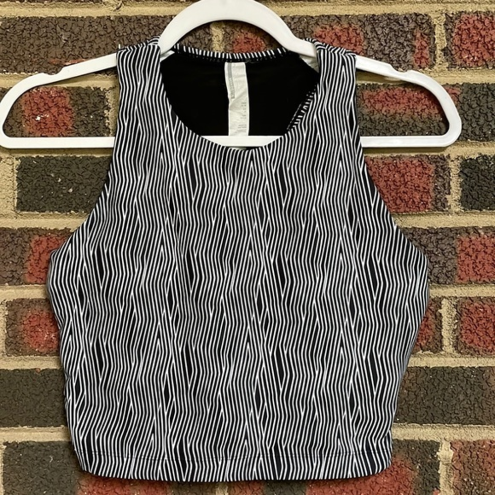 Mondetta‎ Sports Bra Crop Top